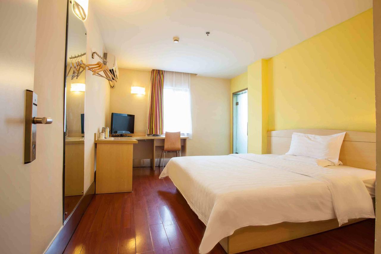 7Days Inn West Liaoyang Road Carrefour Qingdao Exterior foto