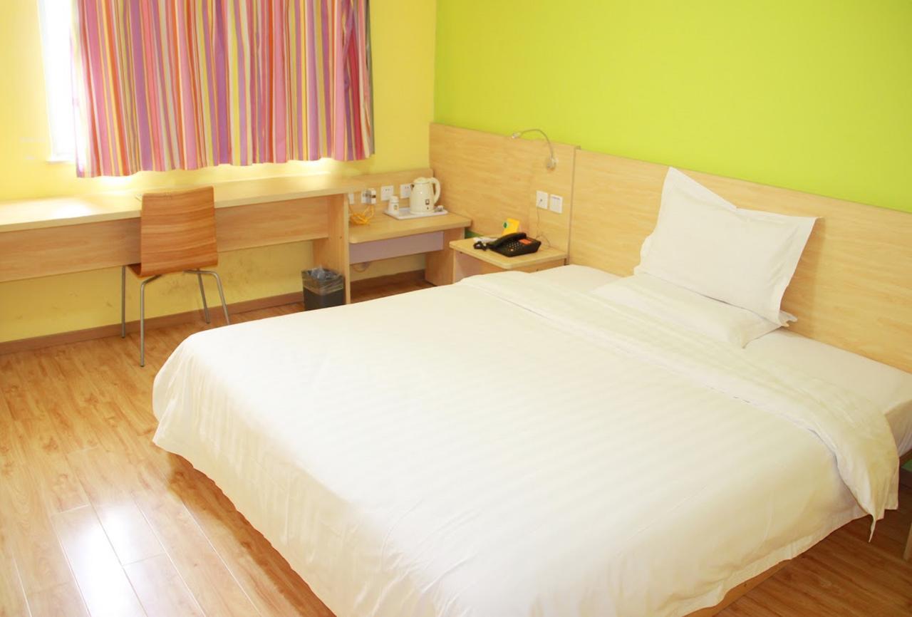 7Days Inn West Liaoyang Road Carrefour Qingdao Exterior foto